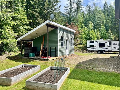 185 Donnellys Road, Nakusp, BC - Outdoor