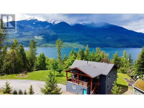 185 Donnellys Road, Nakusp, BC - Outdoor With Body Of Water With View