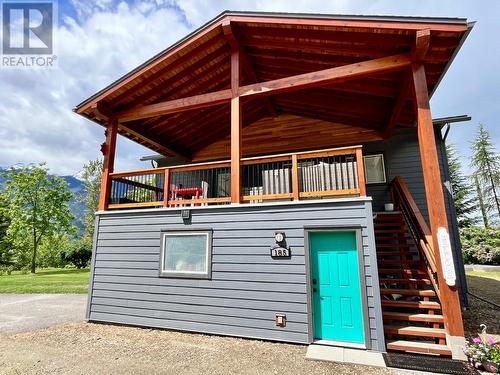 185 Donnellys Road, Nakusp, BC - Outdoor With Exterior