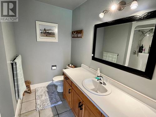 185 Donnellys Road, Nakusp, BC - Indoor Photo Showing Bathroom