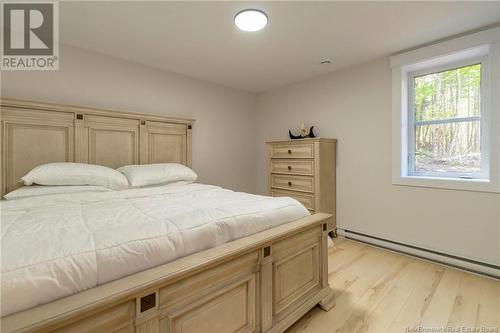 136 Lake Road S, Titusville, NB - Indoor Photo Showing Bedroom