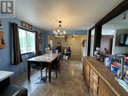 11515 Carter Street, Hudsons Hope, BC - Indoor Photo Showing Dining Room