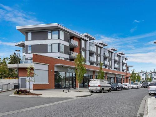 301-950 Whirlaway Cres, Langford, BC - Outdoor With Balcony With Facade