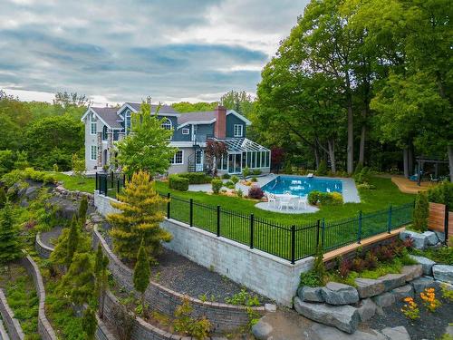 Overall view - 901 Ch. Des Hirondelles, Saint-Bruno-De-Montarville, QC - Outdoor With In Ground Pool