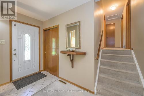 765 Notre Dame Drive, London, ON - Indoor Photo Showing Other Room
