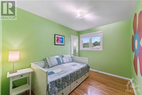 2240 Fife Crescent, Ottawa, ON - Indoor Photo Showing Bedroom