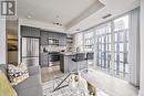 4002 - 50 Wellesley Street E, Toronto, ON  - Indoor Photo Showing Kitchen With Upgraded Kitchen 