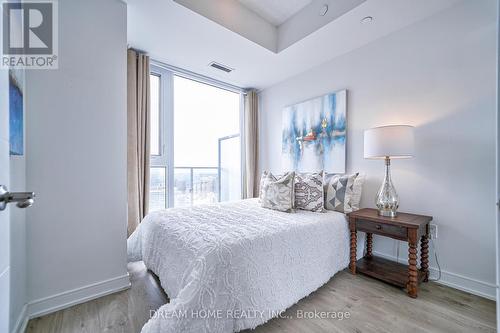 4002 - 50 Wellesley Street E, Toronto, ON - Indoor Photo Showing Bedroom