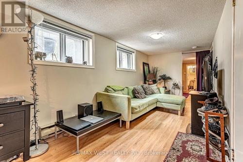 187 High Park Avenue, Toronto, ON - Indoor