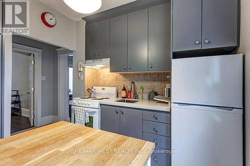 187 High Park Avenue, Toronto, ON - Indoor Photo Showing Kitchen