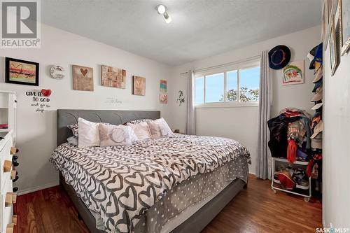 261 Western Crescent, Saskatoon, SK - Indoor Photo Showing Bedroom
