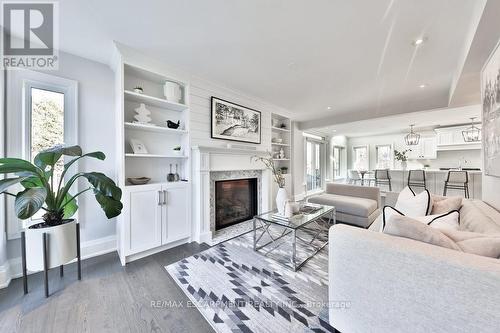 435 The Thicket, Mississauga, ON - Indoor Photo Showing Living Room With Fireplace