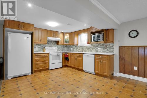 7736 Wildfern Drive, Mississauga, ON - Indoor Photo Showing Kitchen