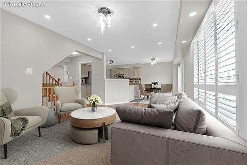 311 Longworth Avenue, Durham, ON - Indoor Photo Showing Living Room