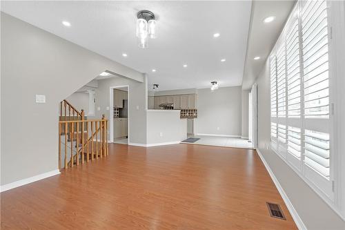 311 Longworth Avenue, Durham, ON - Indoor Photo Showing Other Room