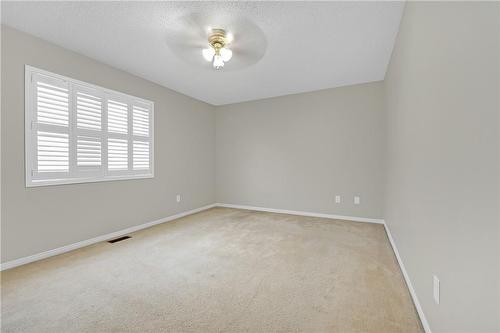 311 Longworth Avenue, Durham, ON - Indoor Photo Showing Other Room