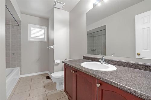 311 Longworth Avenue, Durham, ON - Indoor Photo Showing Bathroom