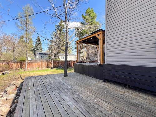 140 Second Avenue, Reston, MB - Outdoor With Deck Patio Veranda