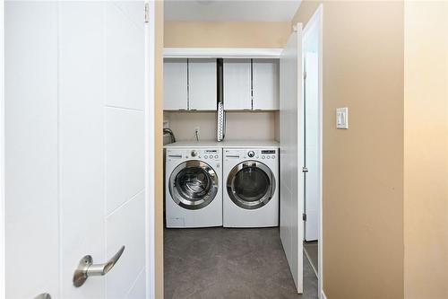 28 Woodburn Avenue, St. Catharines, ON - Indoor Photo Showing Laundry Room