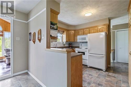 2656 Route 115, Irishtown, NB - Indoor Photo Showing Kitchen