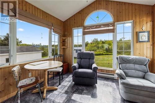 2656 Route 115, Irishtown, NB - Indoor Photo Showing Living Room