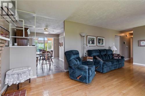 2656 Route 115, Irishtown, NB - Indoor Photo Showing Living Room