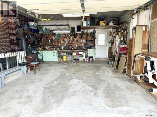 71 Pine Avenue, Smooth Rock Falls, ON - Indoor Photo Showing Garage