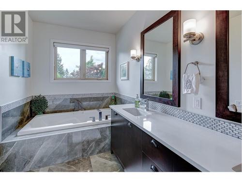 2387 Tallus Ridge Drive, West Kelowna, BC - Indoor Photo Showing Bathroom