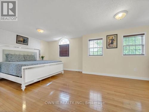 158 Kovac Road, Cambridge, ON - Indoor Photo Showing Bedroom