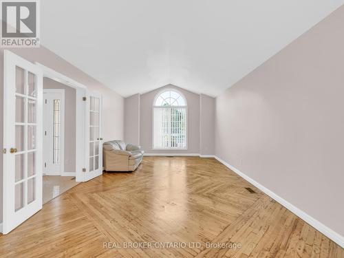 2545 Labelle Street, Windsor, ON - Indoor Photo Showing Other Room