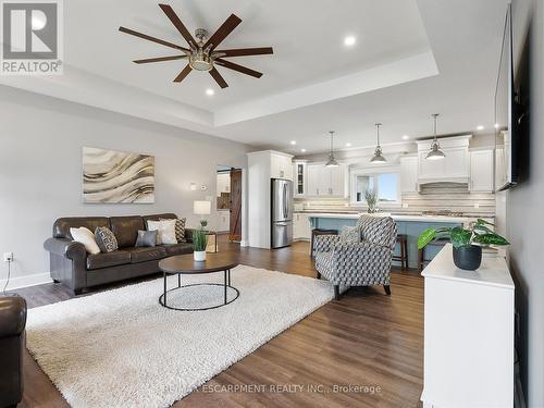 168 Moores Road, Haldimand, ON - Indoor Photo Showing Living Room