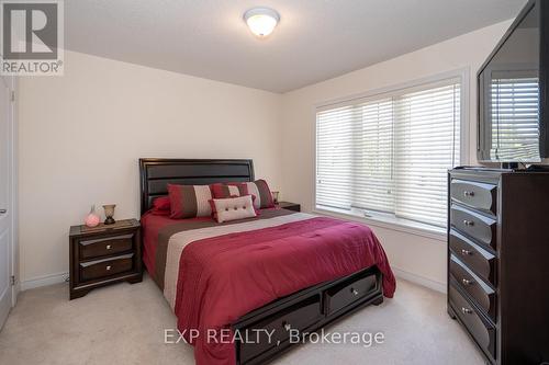 236 Johnson Drive, Shelburne, ON - Indoor Photo Showing Bedroom