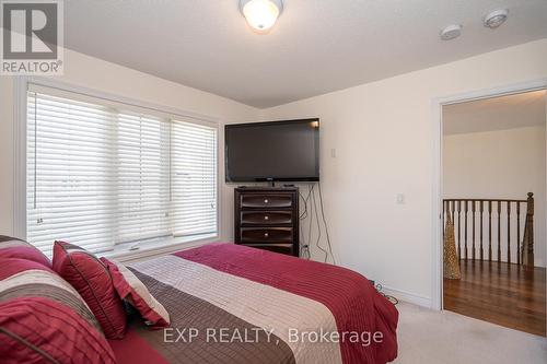 236 Johnson Drive, Shelburne, ON - Indoor Photo Showing Bedroom