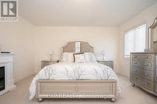 236 Johnson Drive, Shelburne, ON - Indoor Photo Showing Bedroom