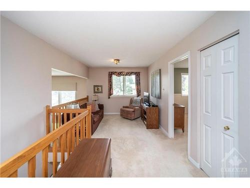 5533 South Island Park Drive, Manotick, ON 