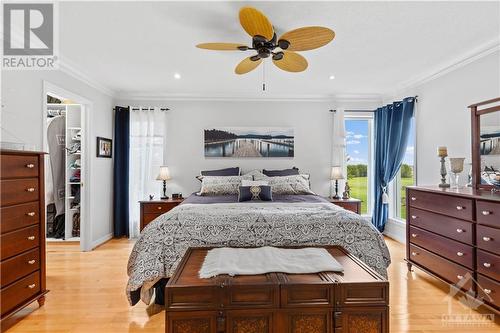 1819 Baseline Road, Clarence-Rockland, ON - Indoor Photo Showing Bedroom