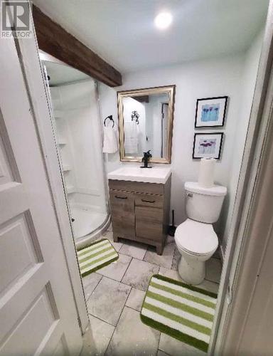 19 Bishop Street, Moncton, NB - Indoor Photo Showing Bathroom