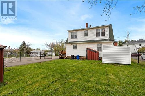 19 Bishop Street, Moncton, NB - Outdoor