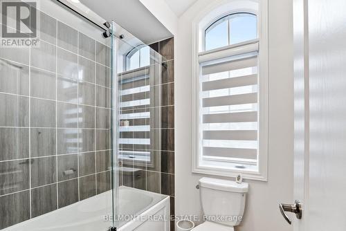 185 Douglas Kemp Crescent, Clarington, ON - Indoor Photo Showing Bathroom