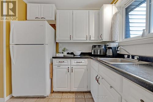 856 Florell Drive, Oshawa, ON - Indoor Photo Showing Kitchen