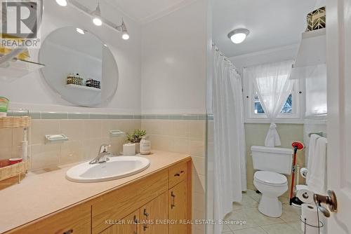 856 Florell Drive, Oshawa, ON - Indoor Photo Showing Bathroom