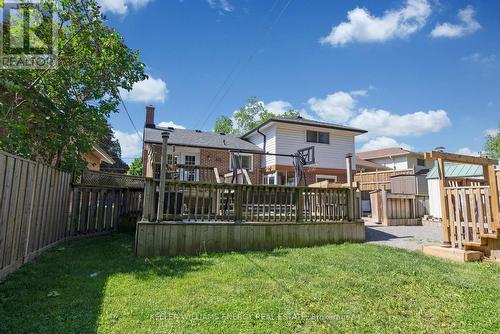 856 Florell Drive, Oshawa, ON - Outdoor