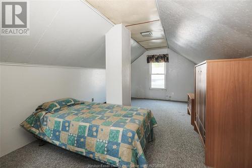 330 Mayfair Avenue, Lasalle, ON - Indoor Photo Showing Bedroom