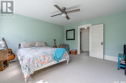 802 Idylwyld Crescent, Saskatoon, SK - Indoor Photo Showing Bedroom