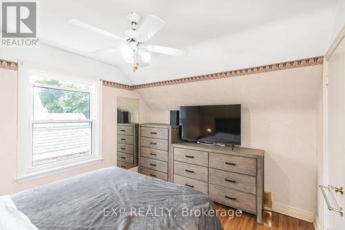 47 Ipswich Road, Hamilton, ON - Indoor Photo Showing Bedroom