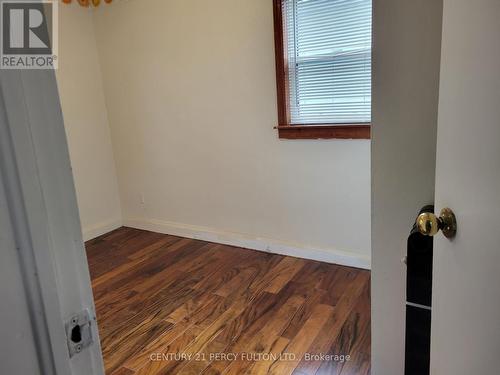 54 Anger Street, Chatham-Kent, ON - Indoor Photo Showing Other Room