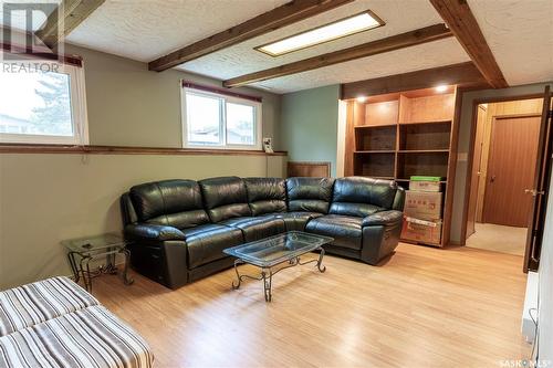 101 Harvard Crescent, Saskatoon, SK - Indoor Photo Showing Living Room