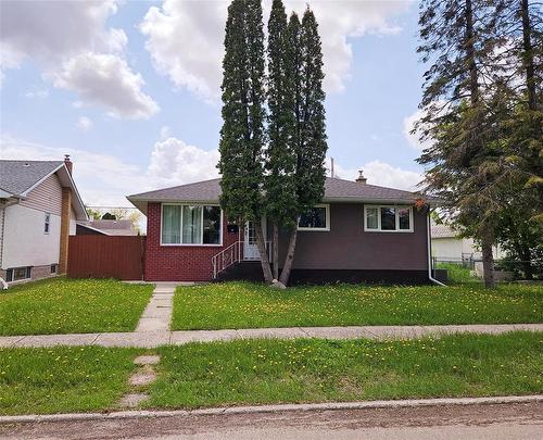 664 Prince Rupert Avenue, Winnipeg, MB - Outdoor