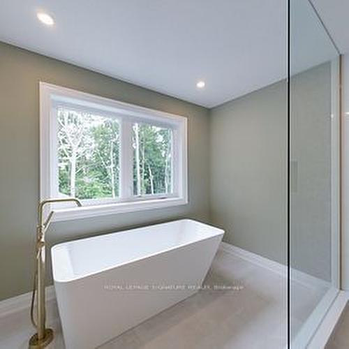 115 Rankin'S Cres, Blue Mountains, ON - Indoor Photo Showing Bathroom