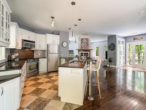 Kitchen - 121 Rue Du Bourgeon, Orford, QC - Indoor Photo Showing Kitchen